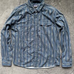 Patagonia Men's Casual Blue and Gray Striped Shirt